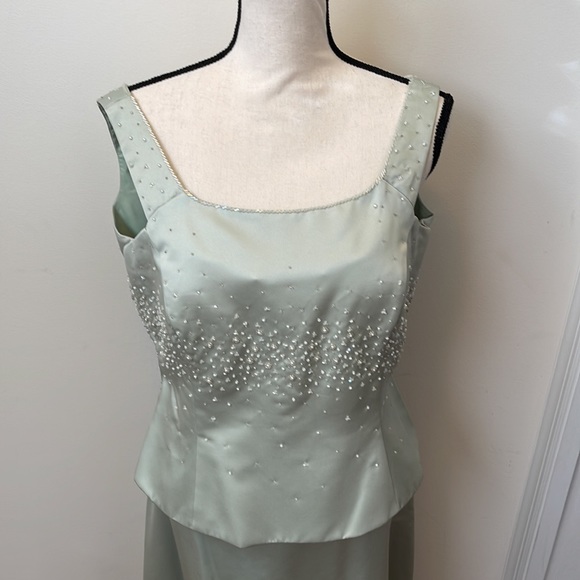 Two Piece Bridesmaid Prom Party Beaded Dress - Picture 3 of 16